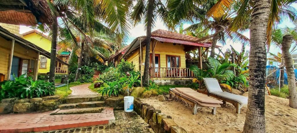 Thien Thanh Resort Дуонг-Донг Экстерьер фото